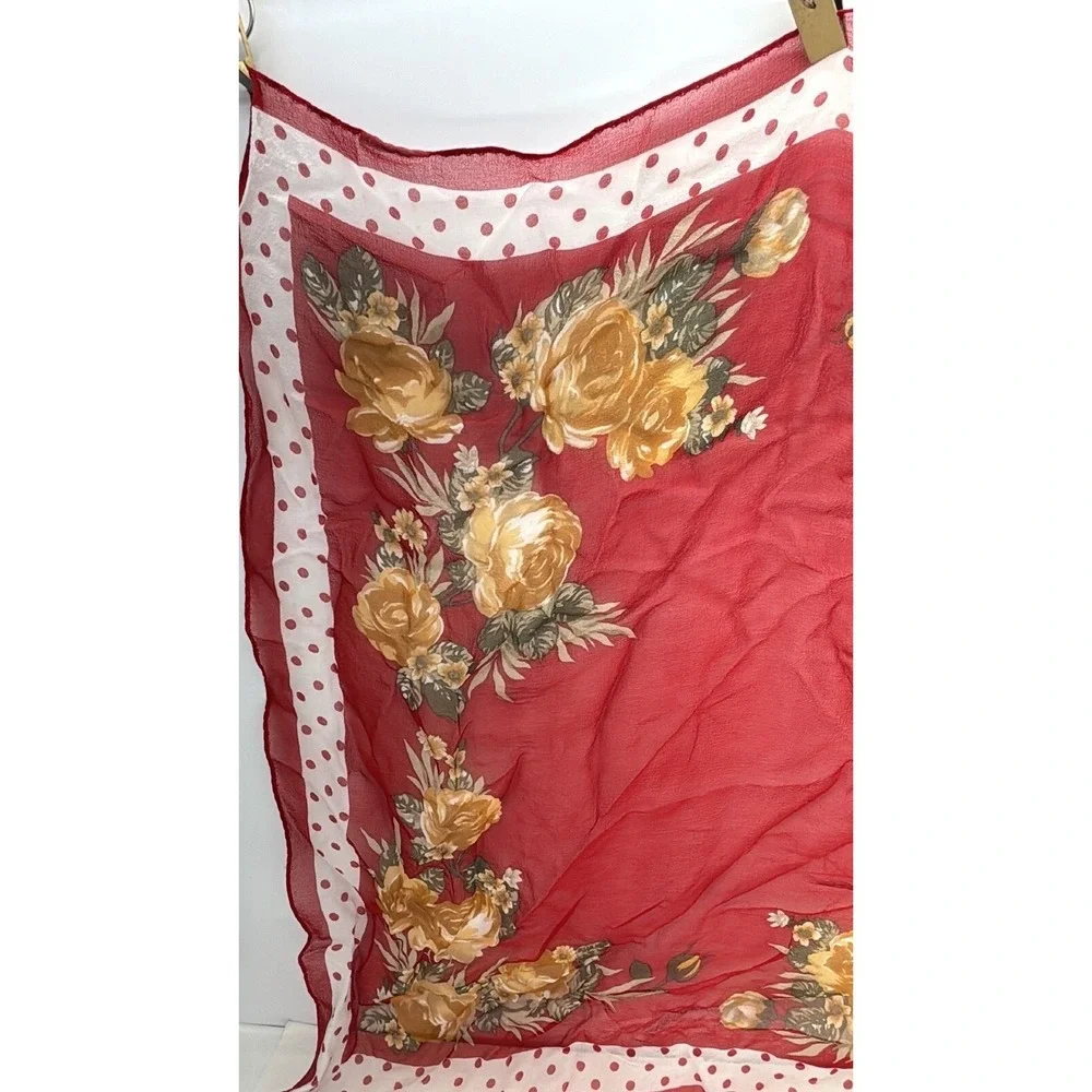 Vtg Liz Claiborne Floral Yellow Gold Green White‎ Crepe Silk Scarf 18x18